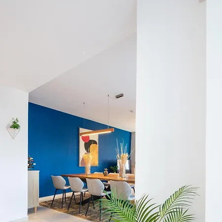 Blu Villa *